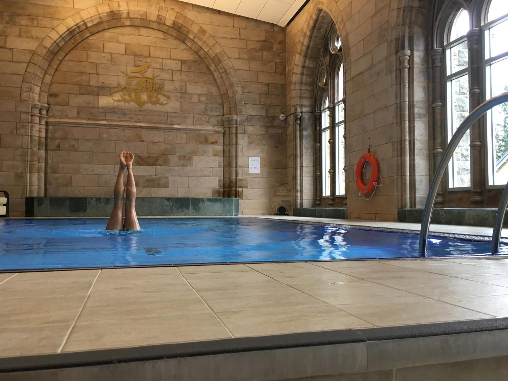 פורט אוגוסטוס The Classrooms, Loch Ness Abbey - 142M2 Lifestyle & Heritage Apartment - Pool & Spa - The Highland Club - Resort On Lake Shores מראה חיצוני תמונה